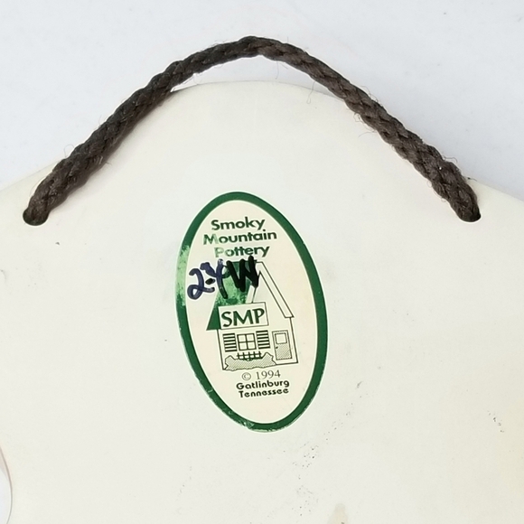 VINTAGE 1994 SMOKY  MOUNTAIN  POTTERY  WALL PLAQUE  , PET DOG LOVERS, HOME DECOR - Picture 6 of 6